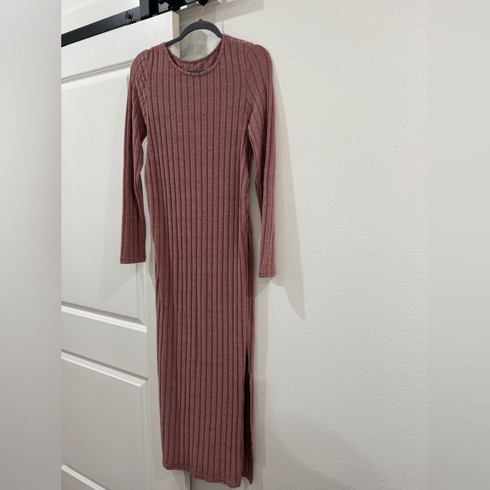 Ribbed Long Sleeve Midi Dress in Dusty Rose